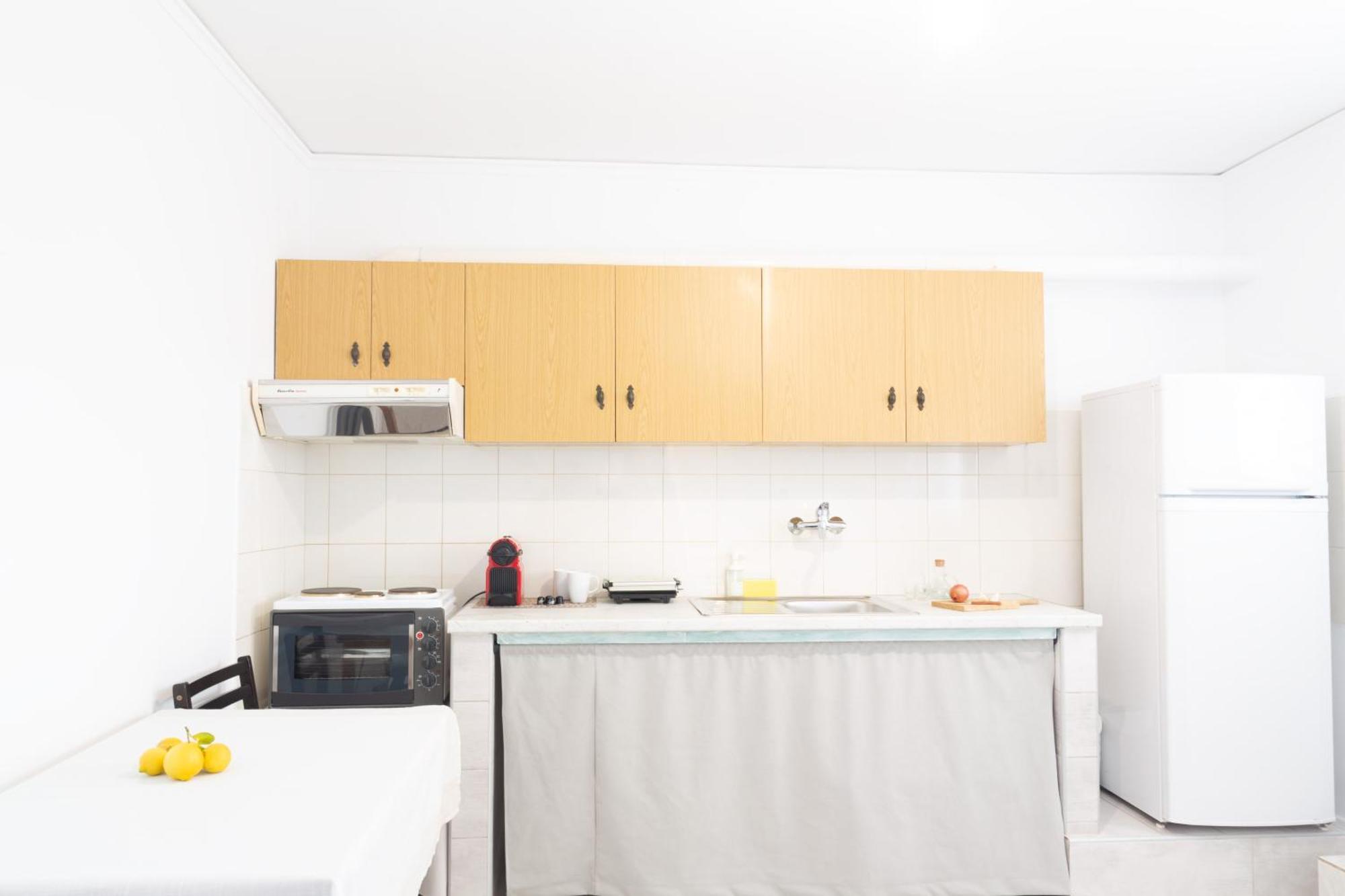 Kineta Seaside Summer Apartments Exterior photo